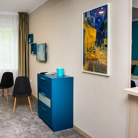 Erzsebet Szallo 3*